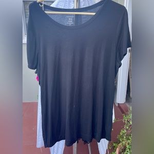 Plain black tee